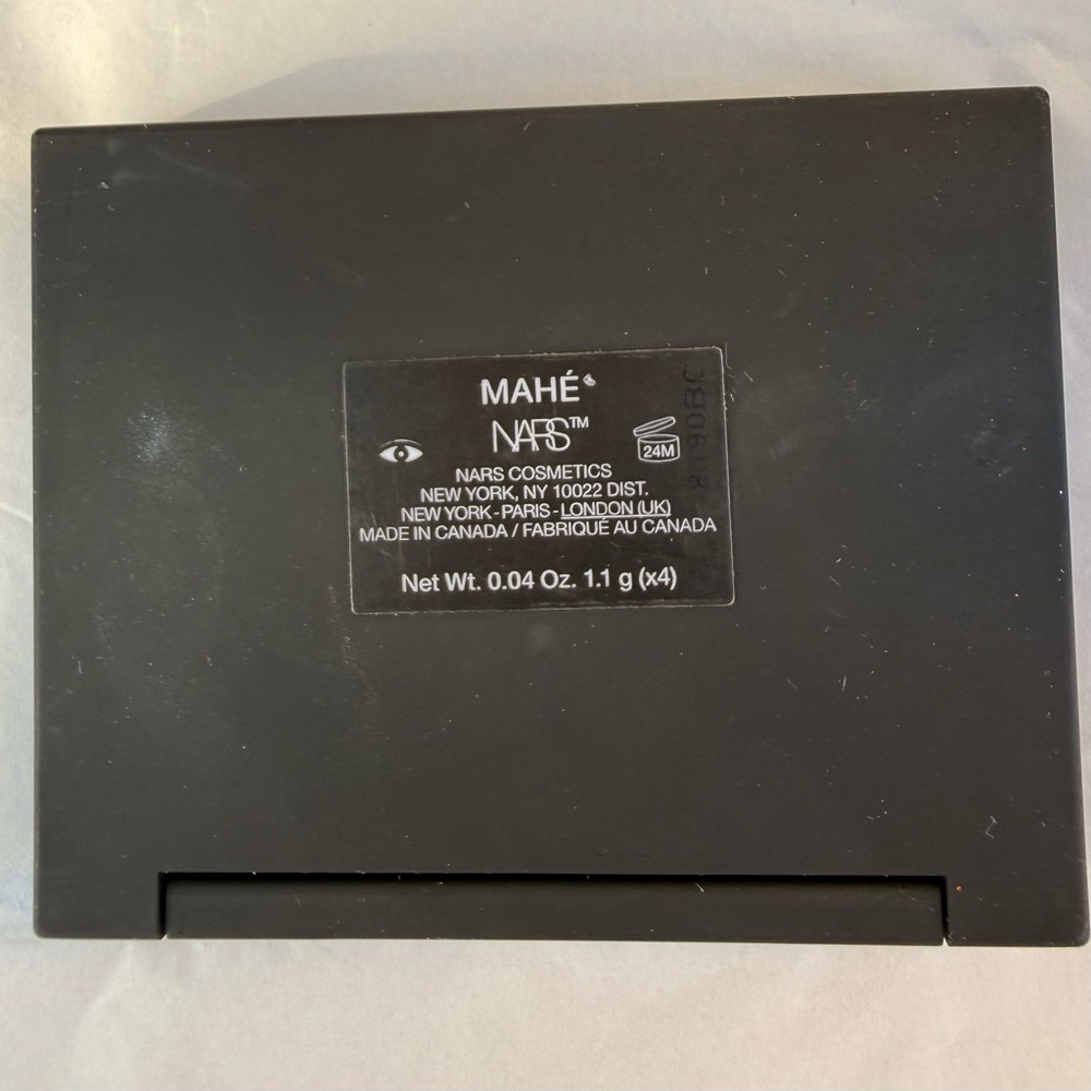 Used NARS Eyeshadow Quad Color: Mahe - Picture 4 of 4